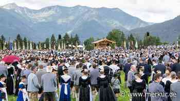 Gaufest in Elbach: 5500 Trachtler trotzen dem Wetter - Lachende Gesichter bleiben
