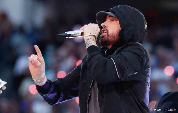 Eminem walks boxer Terence Crawford to ring for title fight