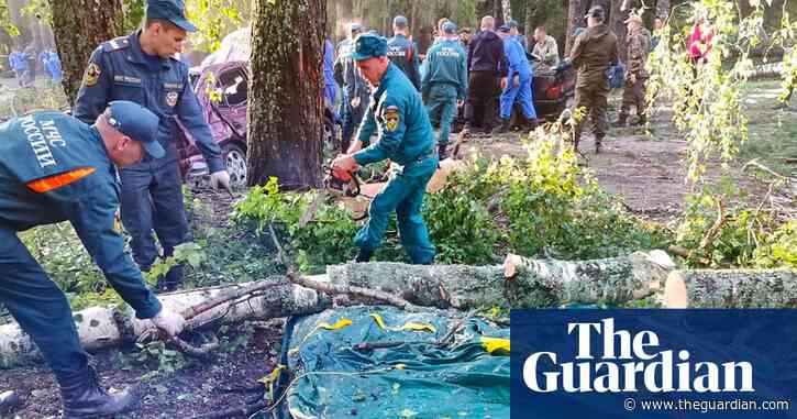 Storm leaves eight dead after trees fall on campsite in Russia