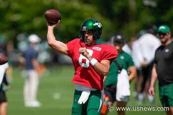 Jets' Aaron Rodgers Defends Nathaniel Hackett and Fires Back at the Broncos' Sean Payton