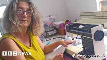 Etsy accused of 'destroying' sellers by withholding money