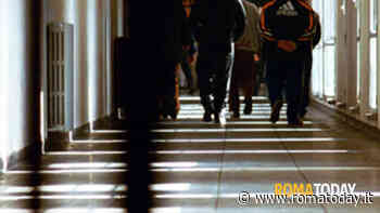 Droni per portare droga e telefonini oltre le mura del carcere, l'allarme dei sindacati