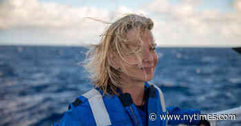 Obsessed with the Ocean, Susan Casey Takes the Plunge