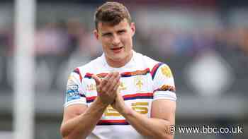 Super League: Wakefield Trinity 42-6 Warrington Wolves - Innes Senior claims four tries in victory