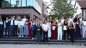 Reuchlin Realschule in  Bad Liebenzell: Annegret Merkle schafft die Note 1,5