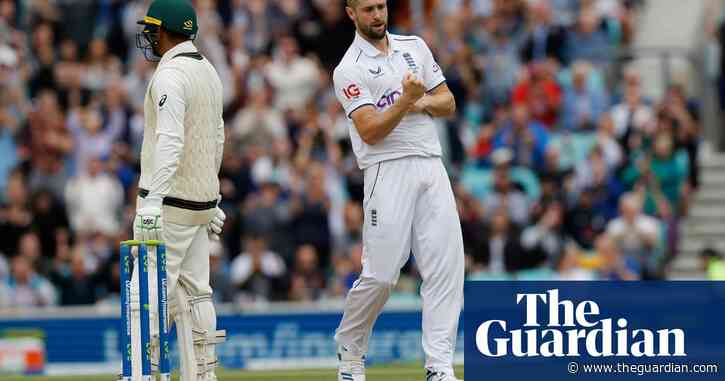 Chris Woakes transforms England’s Ashes series with some classic Wizball | Barney Ronay