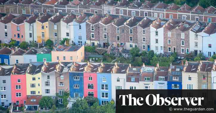 Millions of UK families using credit cards and loans to pay basic bills