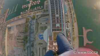 Scared of heights? Then don't watch this slackline video