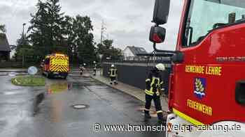 Öl auf Fahrbahn in Flechtorf – Feuerwehr muss anrücken