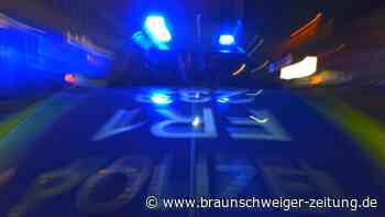 Autos demoliert: Täter in Wolfsburg verursachen 5000-Euro-Schaden