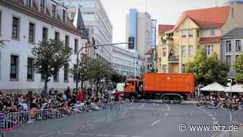 Sicherheitskonzept bei der Kulturarena: Müllfahrzeug als Fahrzeug-Barriere