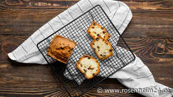 Omas Wolkenkuchen mit bittersüßen Kakaostreuseln