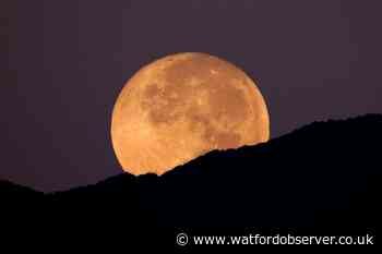 Supermoon to appear in Watford skies tonight: How to see