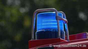 Rauchendes Auto in Kastl