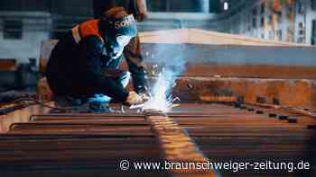 Konjunkturflaute und Sommerpause: Arbeitslosigkeit steigt weiter
