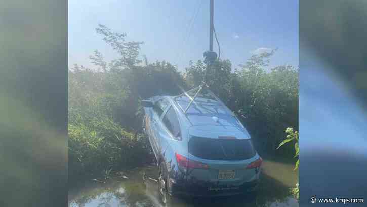 'Scared to stop': Google Maps car leads Indiana police on 100-mph chase, crashes into creek