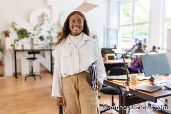 What Is Business Casual for Women?