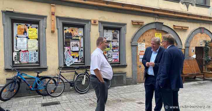 Förderbescheid für Obere Sandstraße 20 übergeben