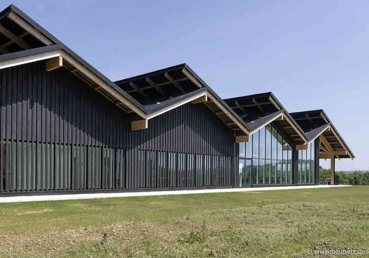 Schwarze Sheds in den Ardennen
 - Produktionshalle in Nordfrankreich von Coldefy