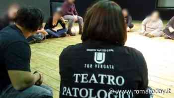 Furto al Teatro Patologico: rubati premi e materiale di scena