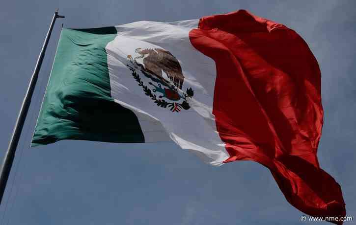 Singers fined for misogynistic songs due to “pandemic” of gender violence in Mexican city