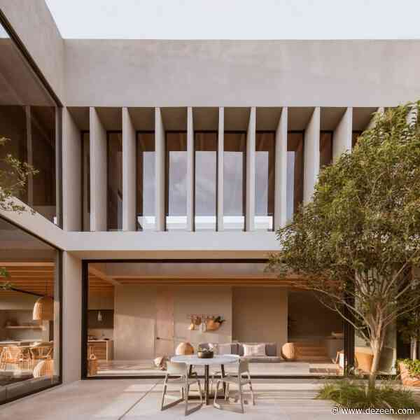 Romero de la Mora includes sunken living room in airy Mexico City house