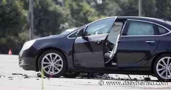 Motorcyclist transported to hospital following Elgin crash