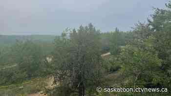 Sask. wildfire smoke forces evacuation of 300 people