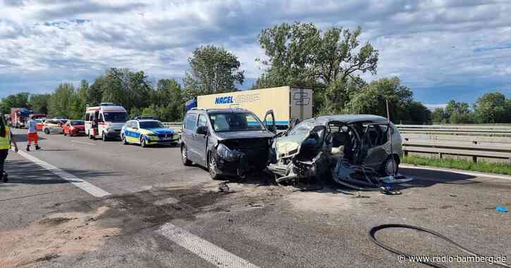 Geisterfahrer stirbt bei Unfall auf Autobahn in Schwaben
