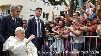 Jubel-Empfang für Papst Franziskus in Lissabon
