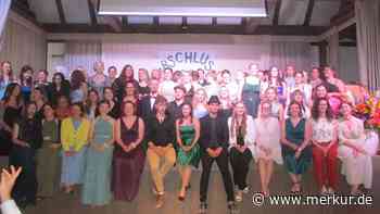 Für enorm wichtigen Beruf gerüstet: 64 Erzieher verlassen Fachakademie für Sozialpädagogik in Rottenbuch