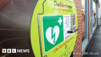 Cornish parish St Agnes plans to quadruple defibrillators
