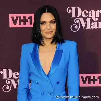 Jessie J hits back at body shamers