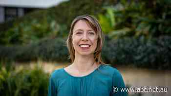 Could you do without your red garbage bin? This 'garbologist' has managed to ditch hers