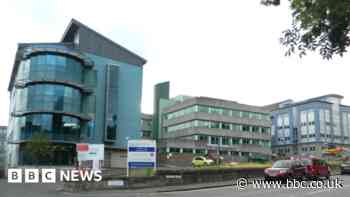 Legionella found in Edinburgh cancer ward's water supply
