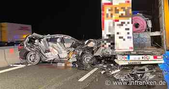 A3 bei Mainstockheim: Zwei Unfälle innerhalb weniger Minuten - Frau (45) stirbt nach Crash mit Lkw