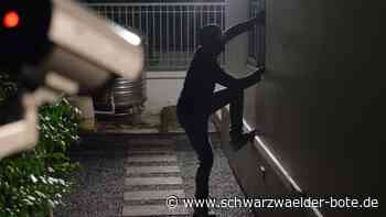 Ermittlungen in Nagold: Einbrecher klauen Tresore aus Firma