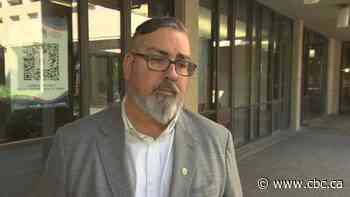 Winnipeg councillor calls for termination of top civil servant