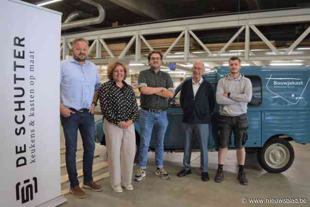 Open atelierdag bij De Schutter Keukens ter ere van half eeuwfeest: stichter Louis (78) loopt er nog dagelijks rond