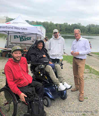 Rollifahrer trotzen Wetter beim Sommerfest am Thalfinger See