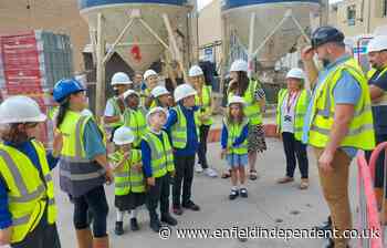 Alexandra School visit to Haringey Council building site