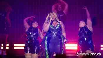 Lizzo says claims of sexual harassment, toxic work environment are false after former dancers file suit