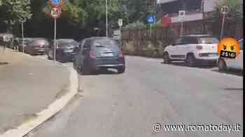 Lo sportello anagrafico si trasferisce a via Rivisindoli ma mancano i posti auto