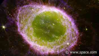 James Webb Space Telescope reveals the colorful Ring Nebula in exquisite detail (photos, video)