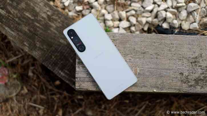Sony Xperia 1 V review: think different (again)
