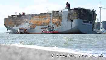 "Fremantle Highway": Autofrachter hat Hafen Eemshaven erreicht. Verschrottung wohl an einem anderen Ort.