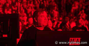 Meet Chris Kuroda, Phish’s Lighting Designer