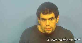 Addison man accused of setting car on fire next to apartment building