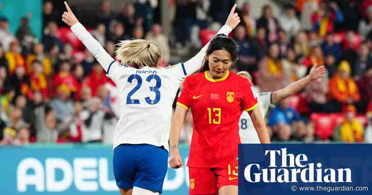 Women’s Football Weekly: England imperious as USA scrape through