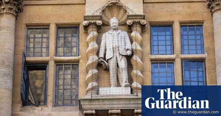 Rhodes scholarship trust refuses to back calls to remove Oxford statue